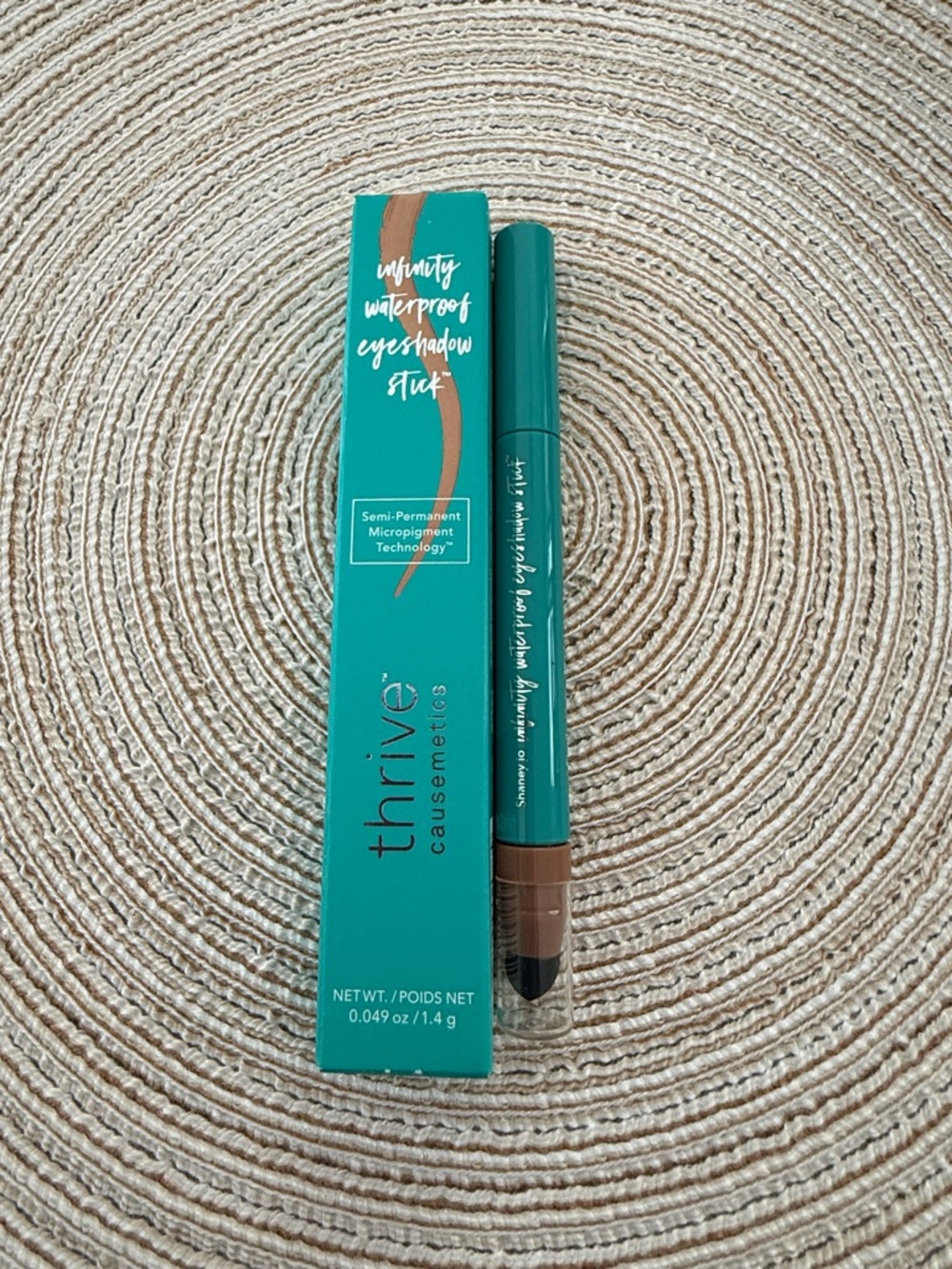 thrive causemetics Infinity Waterproof Eyeshadow Stick in Teal & Bronze Tip